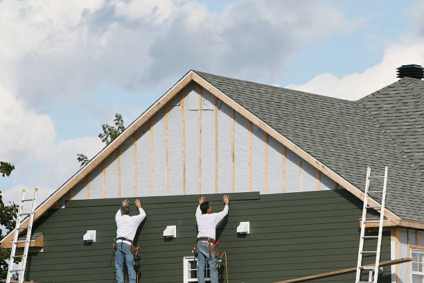 Professional Siding Installation technician working in Plymouth, IN